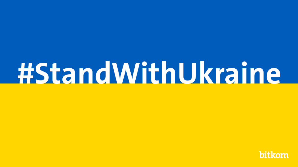 #StandWithUkraine