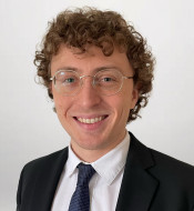 Mitarbeiterfoto von Nick Petersen