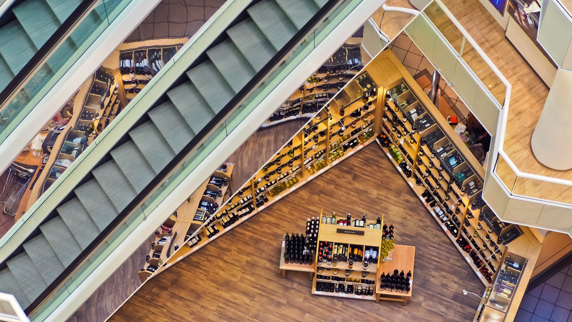 Weinabteilung in Einkaufszentrum