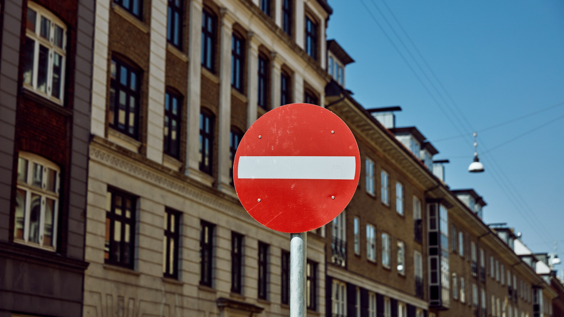 Einfahrt-verboten-Schild
