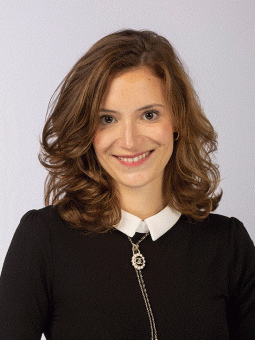 Dr. Anna Dietrich