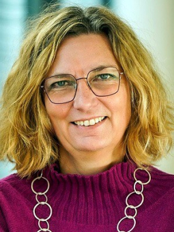 Dr. Martina Beck Fachbeirat Digital Design Jahrbuch 2024