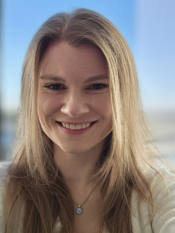 Dr. Manuela Endberg