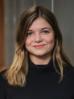 Mitarbeiterfoto Marie Kress - Bitkom e.V. 