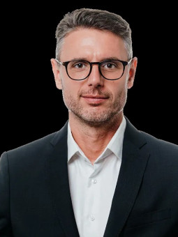  Andreas Scharf 