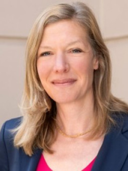 Angela Pasch
