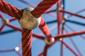 Themenbild_Plattformen_Spielplatz