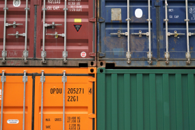 Themenbild Regulierung Container