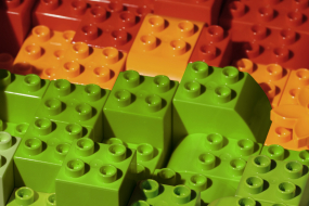 bunte Duplo-Bausteine