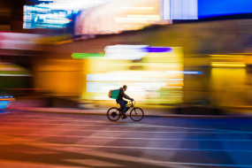 Lieferdienst auf dem Fahhrad