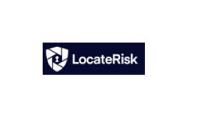 Logo "LocateRisk" mit stilisiertem Schild in Blautönen und Schlüsselsymbol, Schriftzug in Weiß auf dunkelblauem Hintergrund.