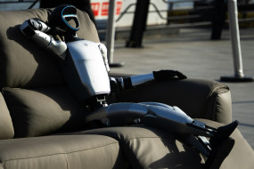  Robotik - Haushalt - smart Home - Künstliche Intelligenz