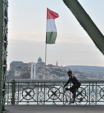 ungarische Flagge in Budapest
