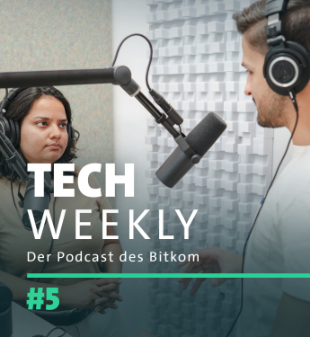 Titelbild der Episode 5 des Bitkom-Podcast Tech Weekly zum Thema Cyberangriffe auf Krankenhäuser mit Simran Mann, Bitkom-Referentin für Sicherheitspolitik
