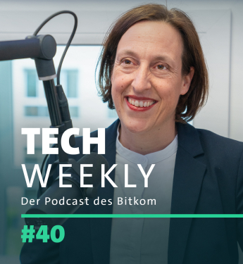 Coverbild von Tech Weekly, Folge 40, zum Thema Frauenanteil in der IT-Branche mit Susanne Dehmel, Mitglied der Geschäftsleitung des Bitkom