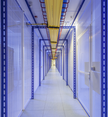 Korridor eines Rechenzentrums