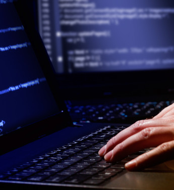 Laptop auf dem Programmiert wird