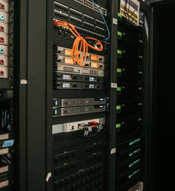 Server 