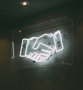Handshake Neonlicht
