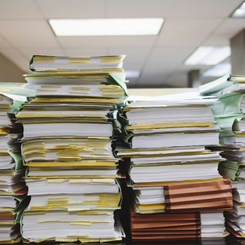 Digitale Verwaltung Akten Daten Bücher Papier