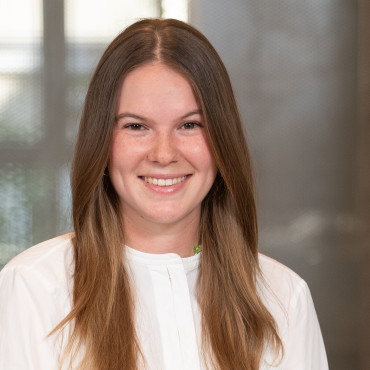 Mitarbeiterfoto Alina Bone-Winkel, Bitkom e.V.