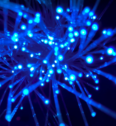 Blau Leuchtende Datenstränge