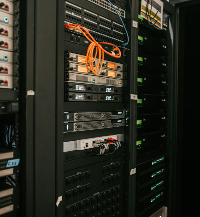 Server 