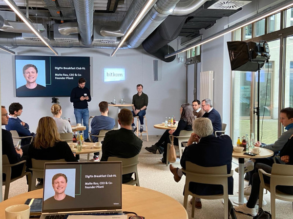 Digifin Club 2 Impression