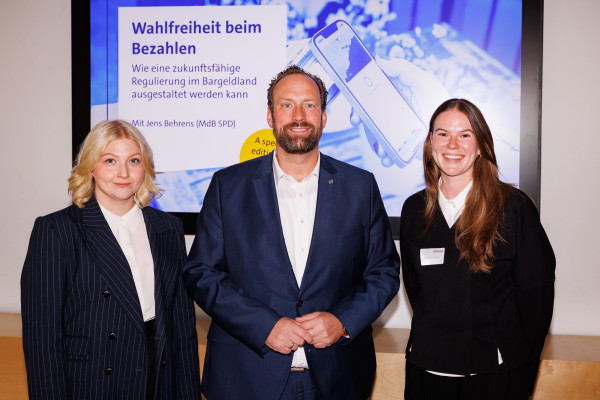 Digifin Club 7 Impression