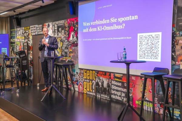 Impression Fachtag KI und-Cloud Gesundheitsversorgung Vortrag 2026